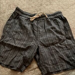 Vince Gray Striped Men's Shorts